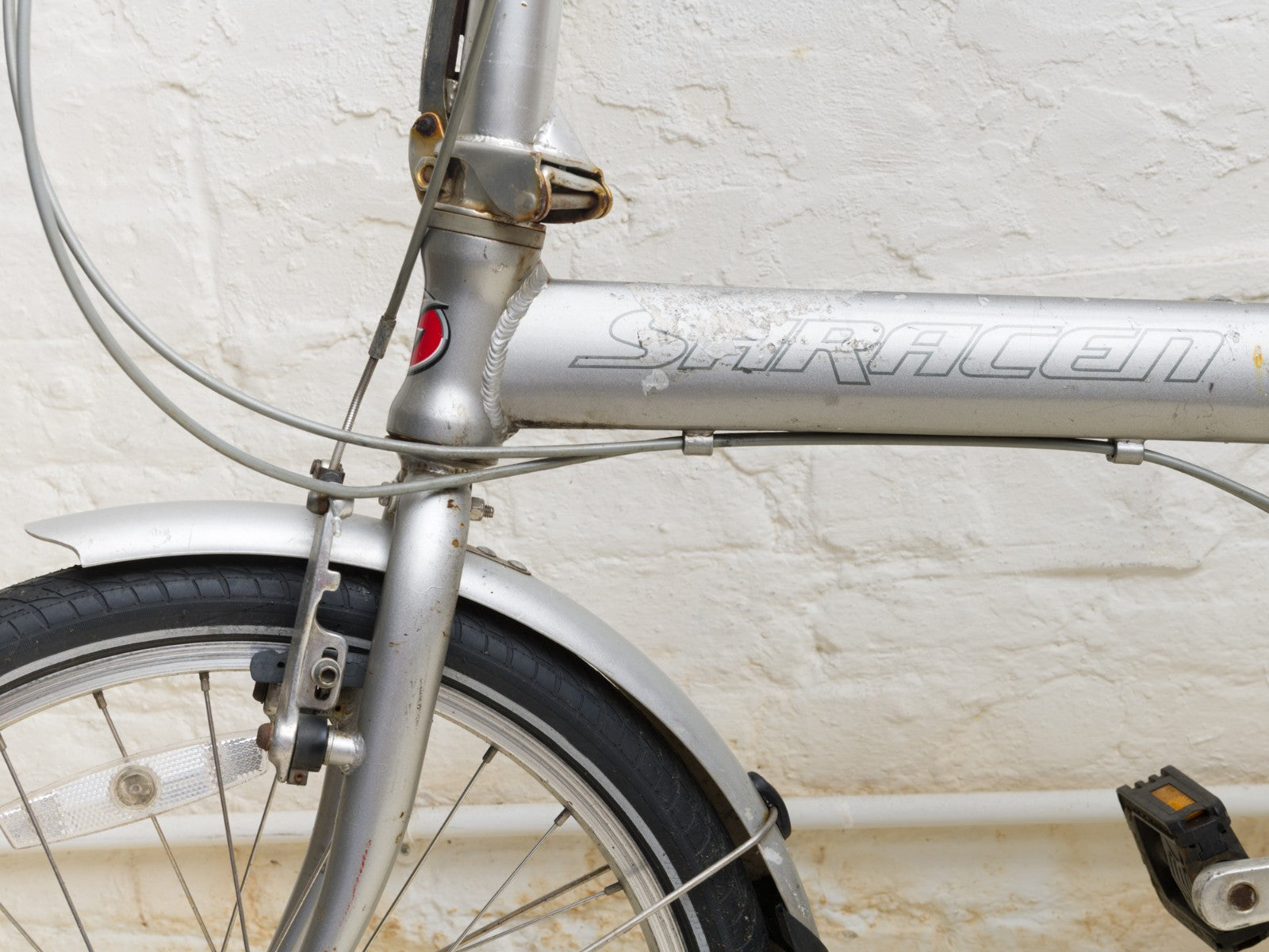 Saracen 20" wheel, 6 gear folding bicycle