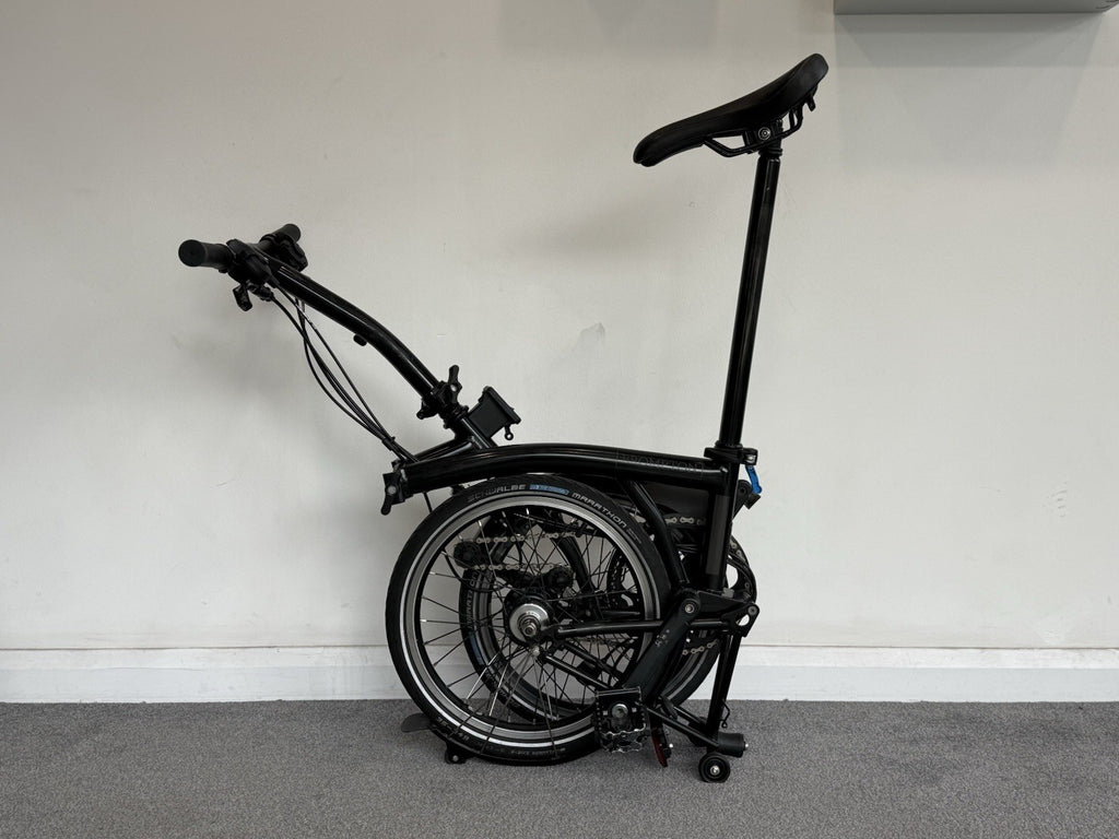 Brompton Folding Bike 6-Speed - C-Line Explore - Black Edition
