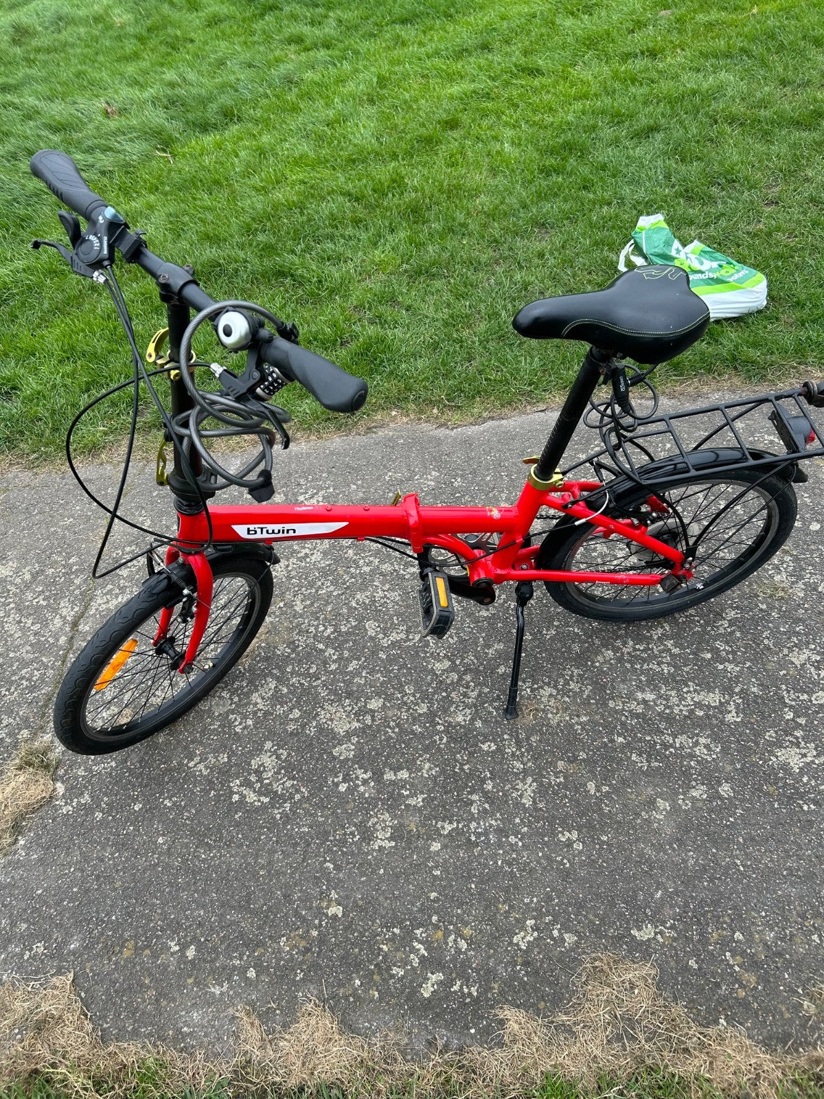 B'Twin Hoptown Folding Bike red 7 speed