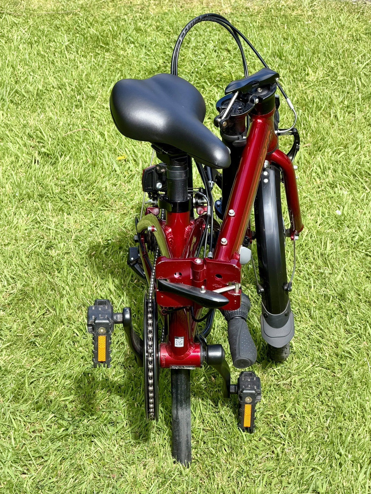 Tern Link A7 Folding Bike - Metallic Red - Rarely Used - Excellent Condition