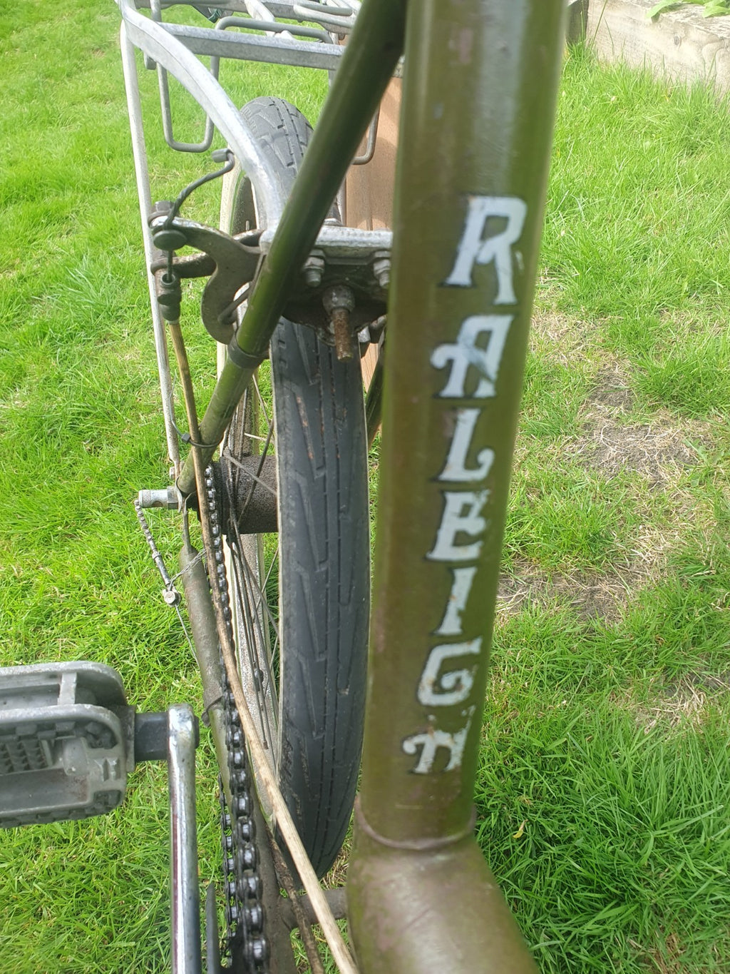 Vintage raleigh stowaway bike