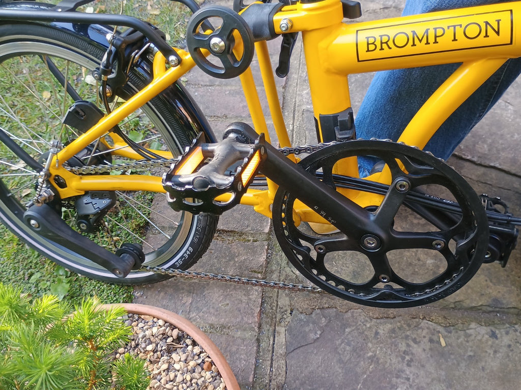 Brompton C Line 12-Speed In Bumblebee Yellow with Accessories and box 2025