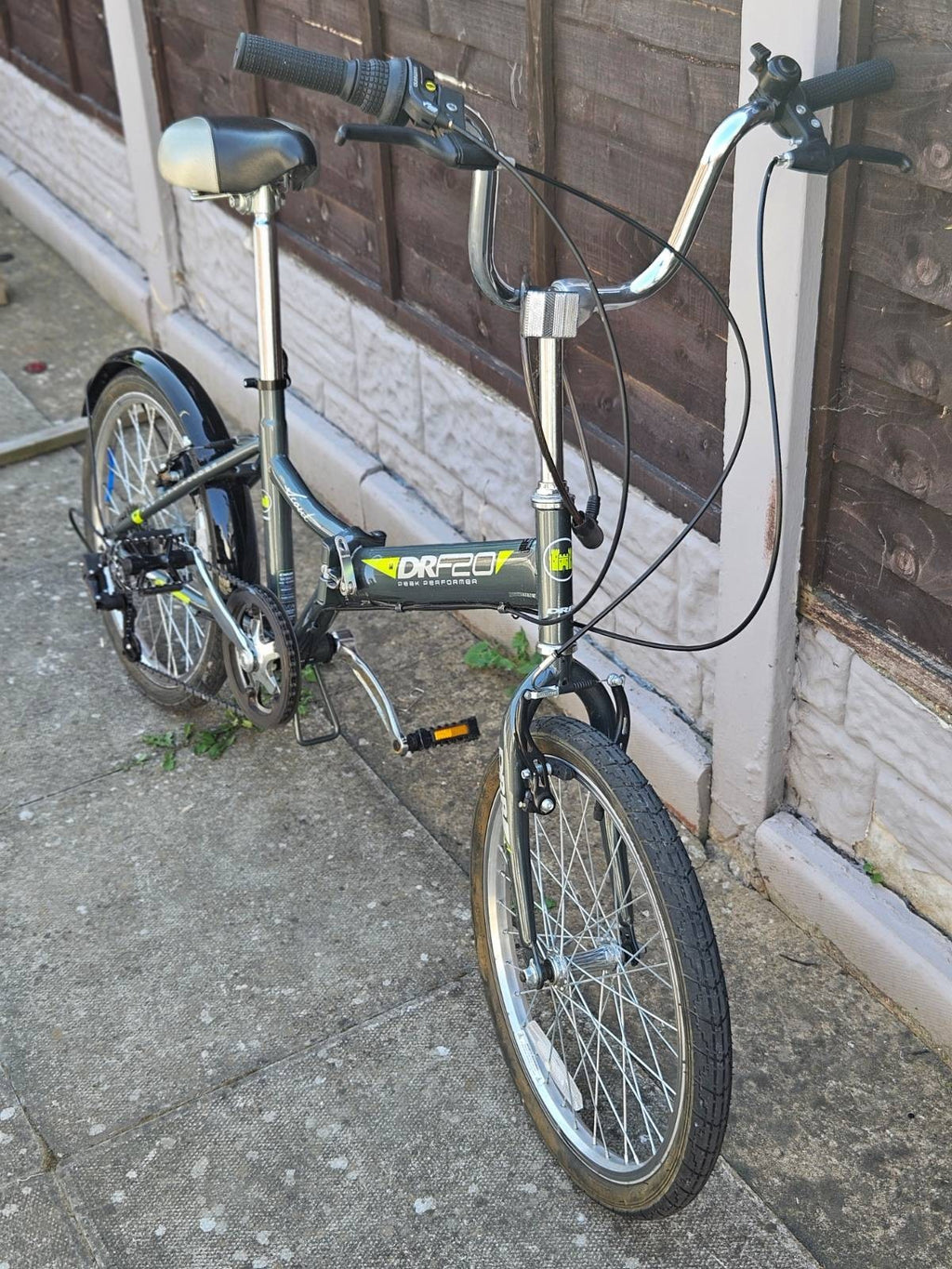 DRB Scout 20" Folding Bike - Gloss Graphite