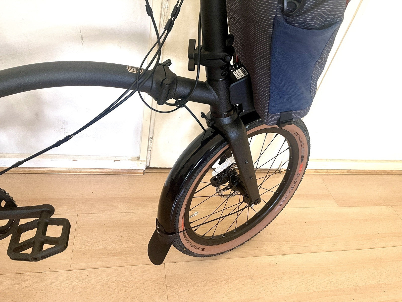 Brompton Electrc G Line MY26 SuperRoll+ e-Motiq system, Space Black