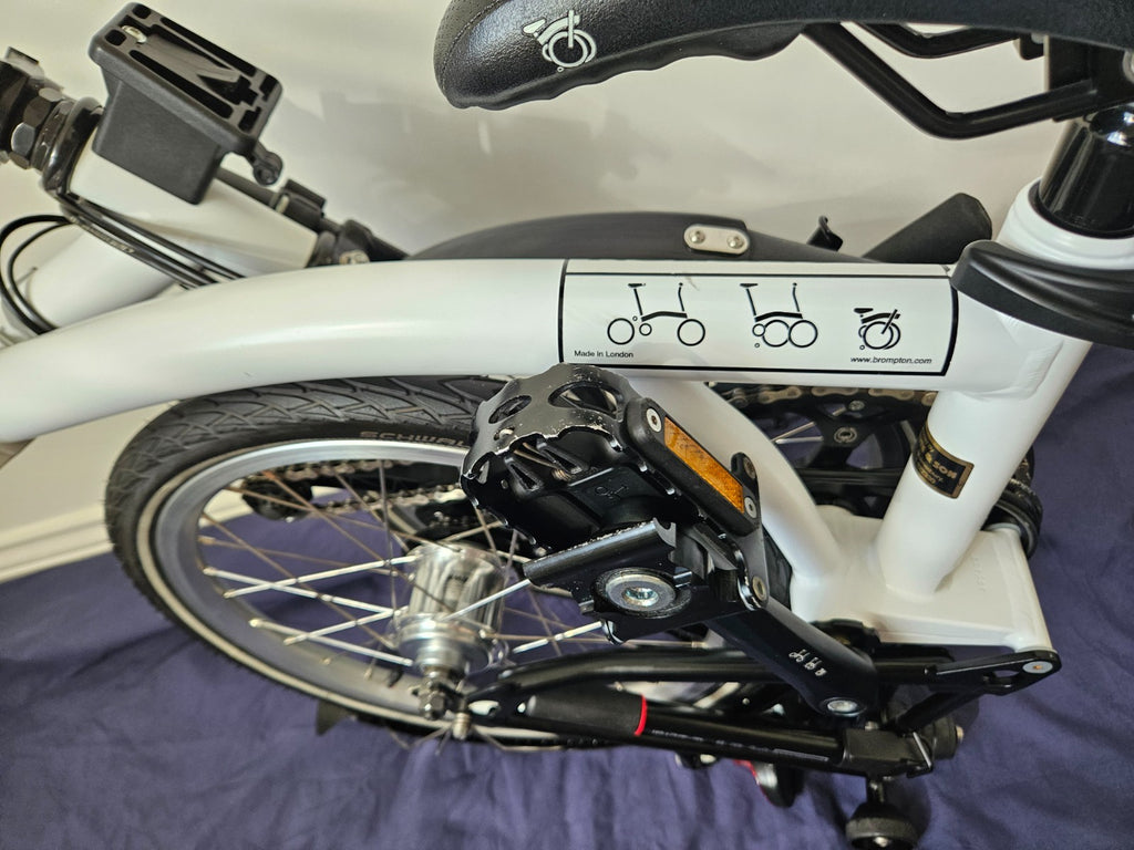 Brompton M6L - 6 Speed - C Line - Mid- White - VGC