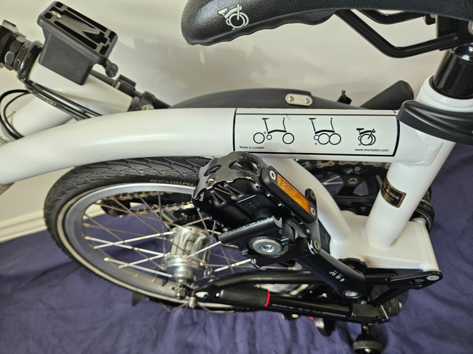 Brompton M6L - 6 Speed - C Line - Mid- White - VGC