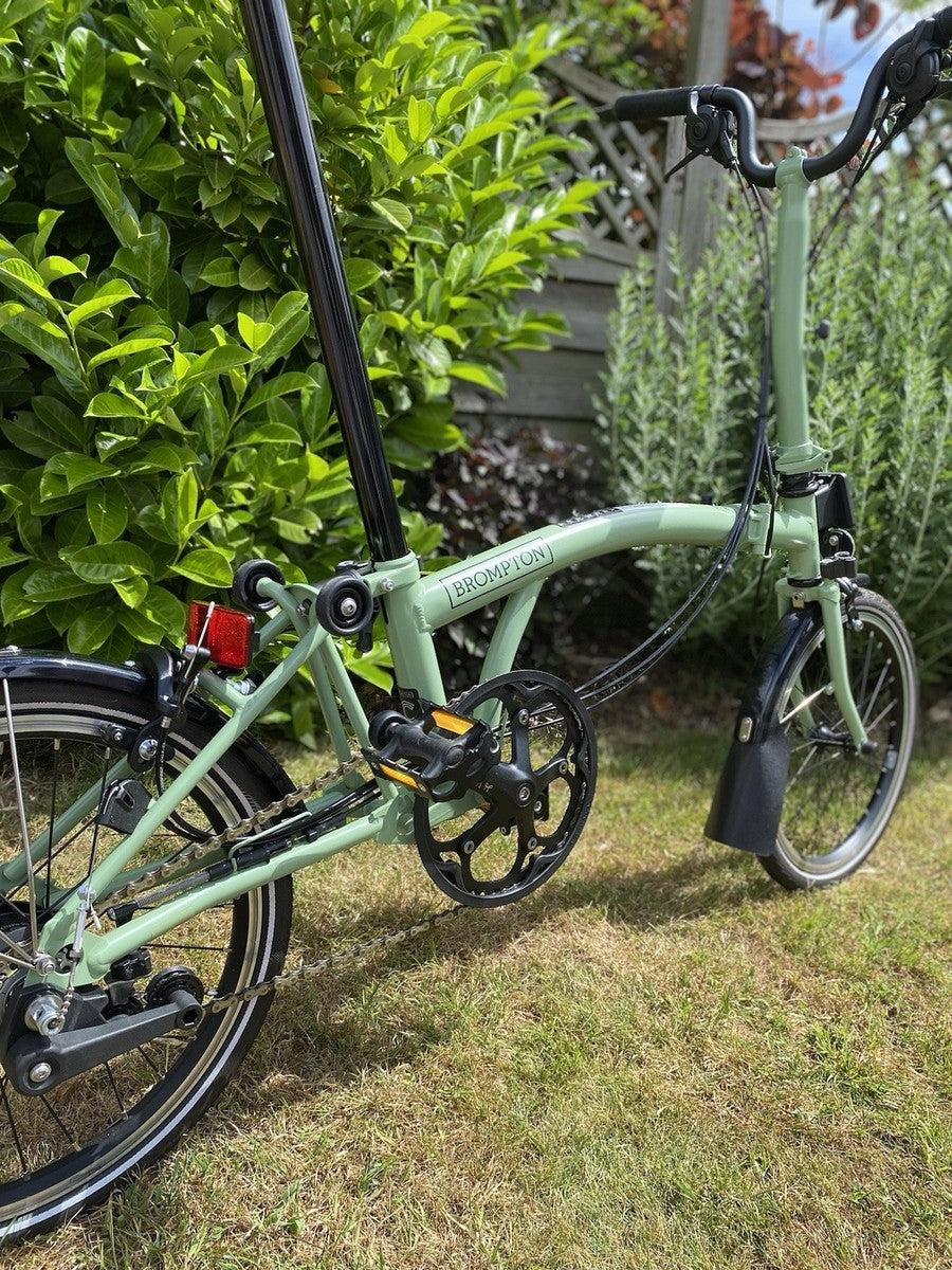 Brompton C Line Explore 2023 6-Speed, Matcha green, High Handlebars