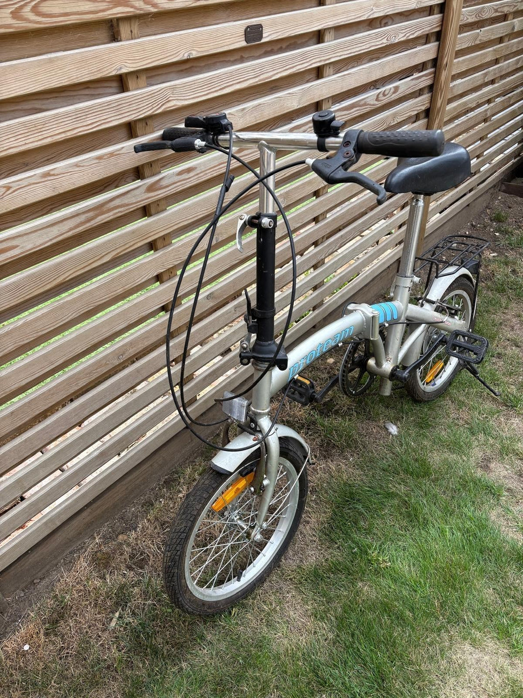 Proteam Folding Bike, silver & blue, adjustable seat, good for commuting
