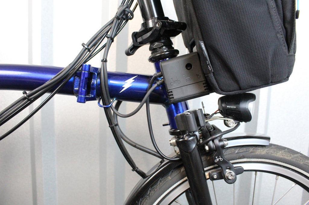 Brompton C-Line Electric 6 Speed Bolt Blue Lacquer - Lightly Used