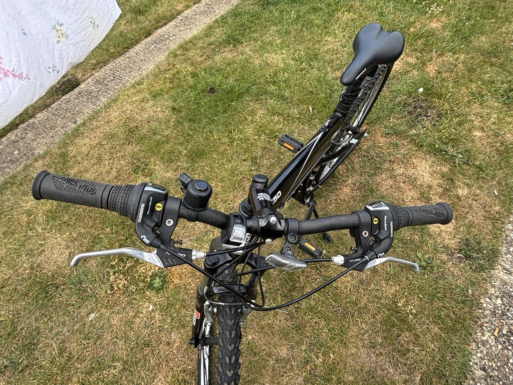 Montague SWISS BIKE X50 FOLDING ADULT UNISEX MOUNTAIN BIKE lightly used
