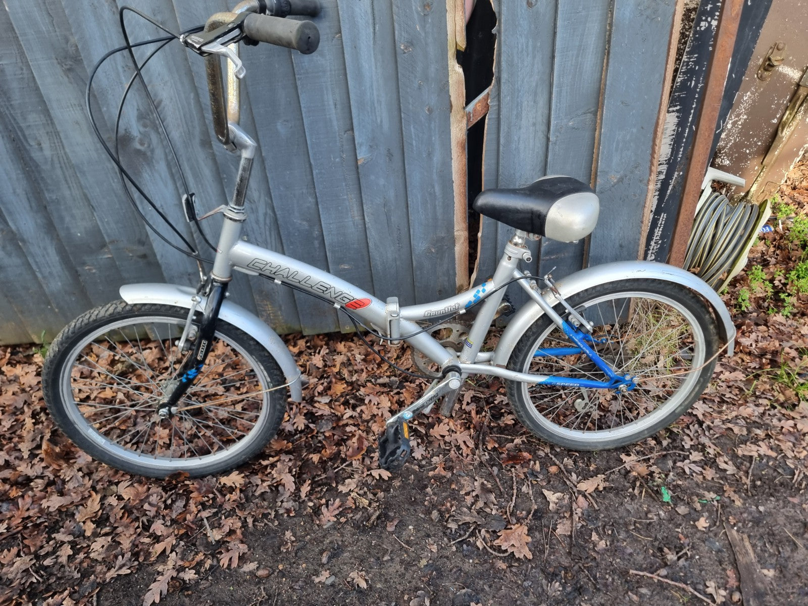 Challenge Gauntlet  Small Folding Bike Ideal Motorhome Camping