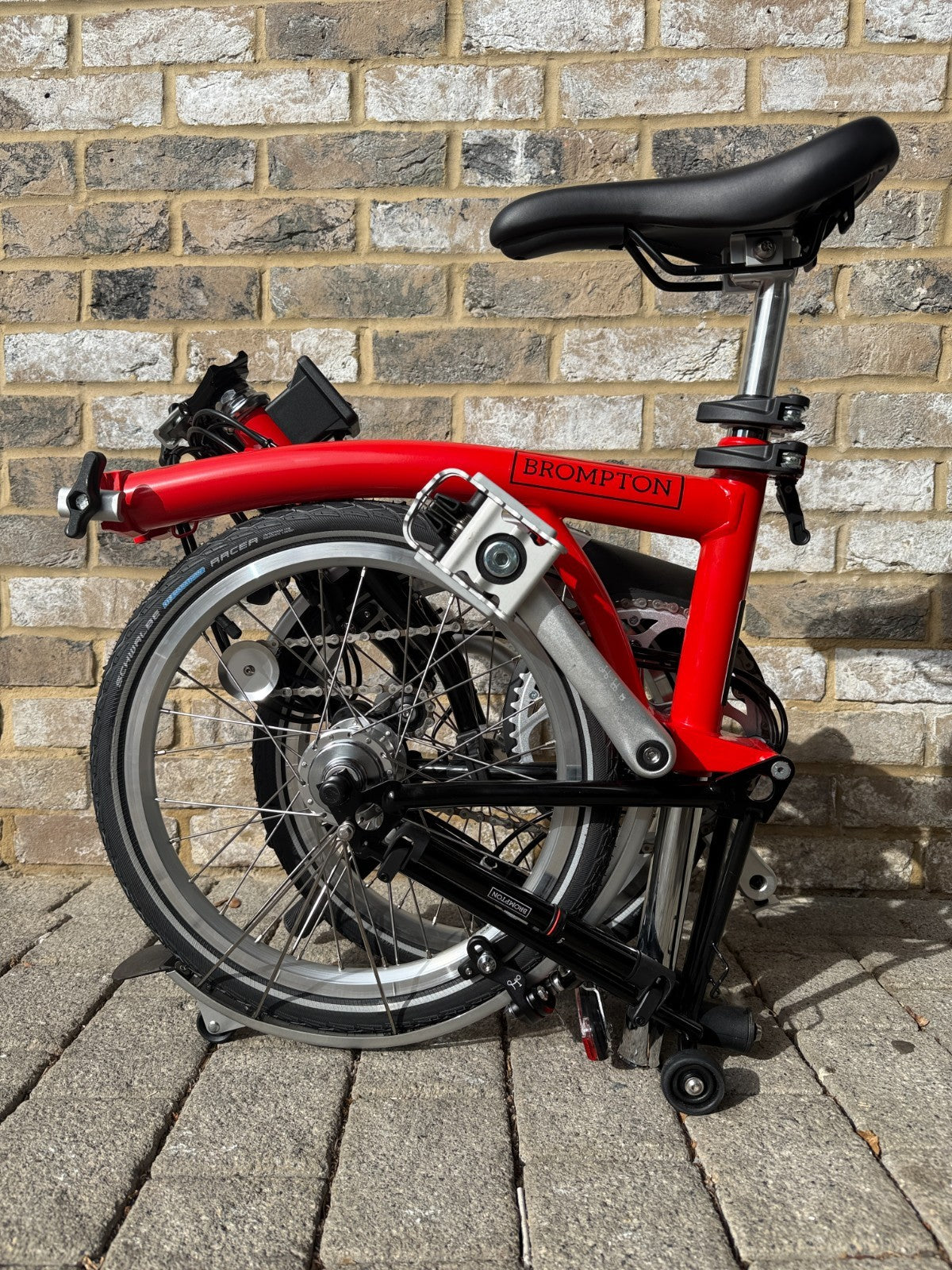 Brompton Rocket Red & Black 3 Speed Mid C Line M3L with Dynamo Lighting