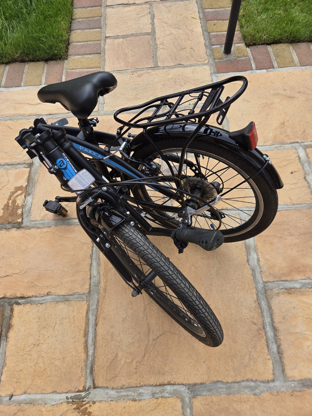 Ammaco Pakka Lite Folding Bike 20" Wheel 6 Speed – Black – Great Condition