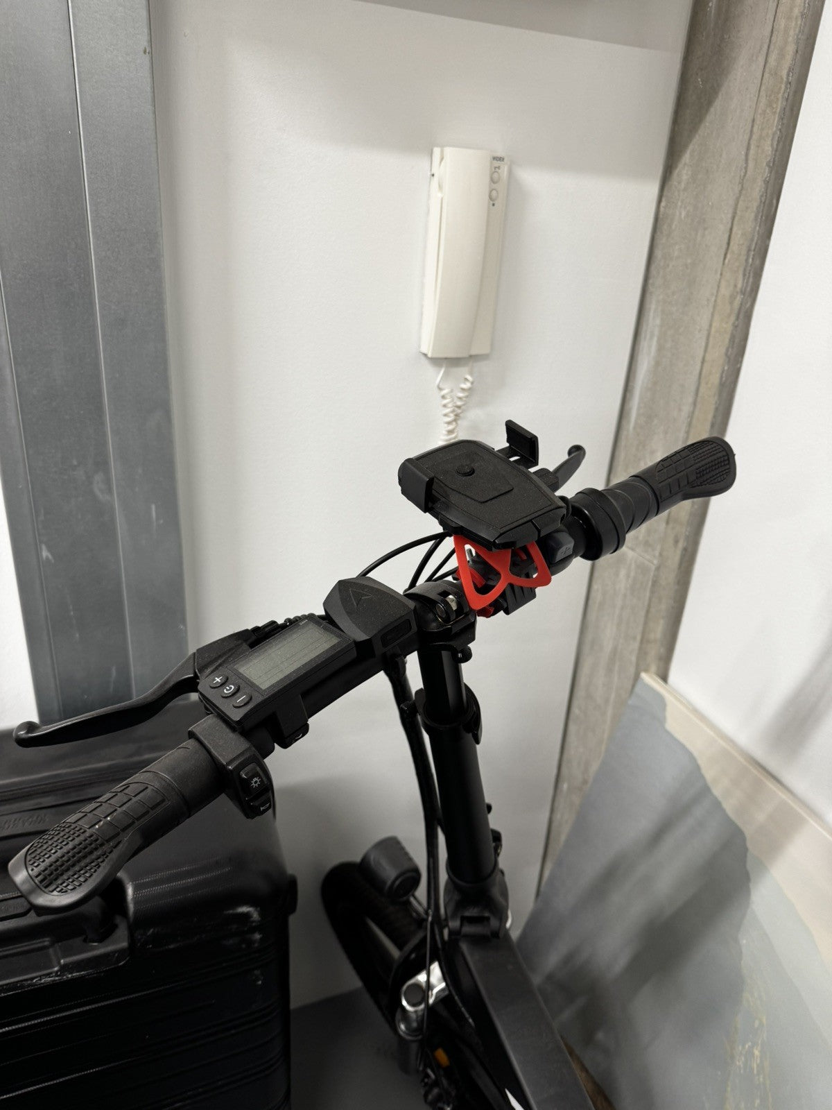 ADO A20 Electric Foldable Bike (battery faulty/replaceable)