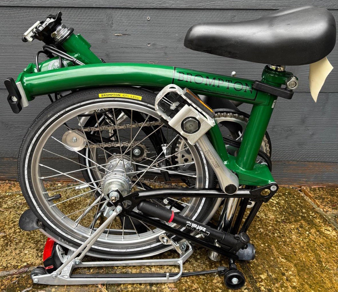 Brompton M3R C line Explore equivalent in Racing Green/Black - New Old Stock