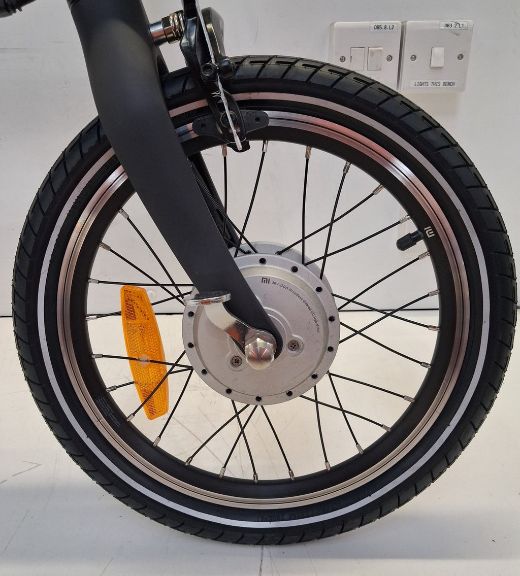 Xiaomi Smart Compact 16" Wheel 3-Speed Folding Bike - Black (No Chrger)