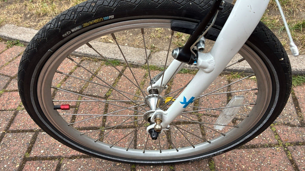 Kansi 9Twenty Folding Bike 20" 3-Speed White/Grey — Excellent Condition