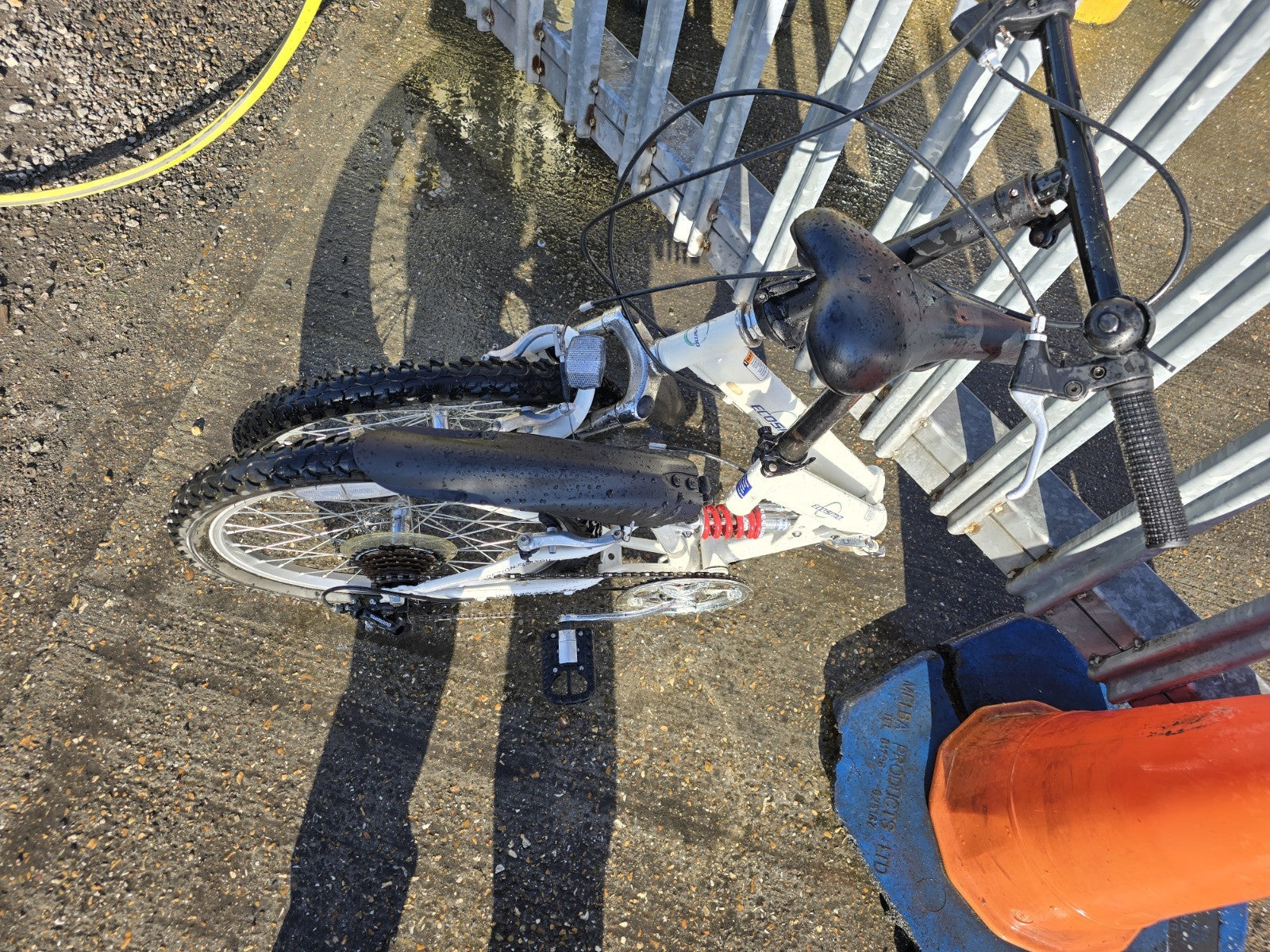Folder Bike. ECOSMO.. VERY GOODCONDITION ONLY 2 SCRAC ONLY FOR £130.CASH IN HAND