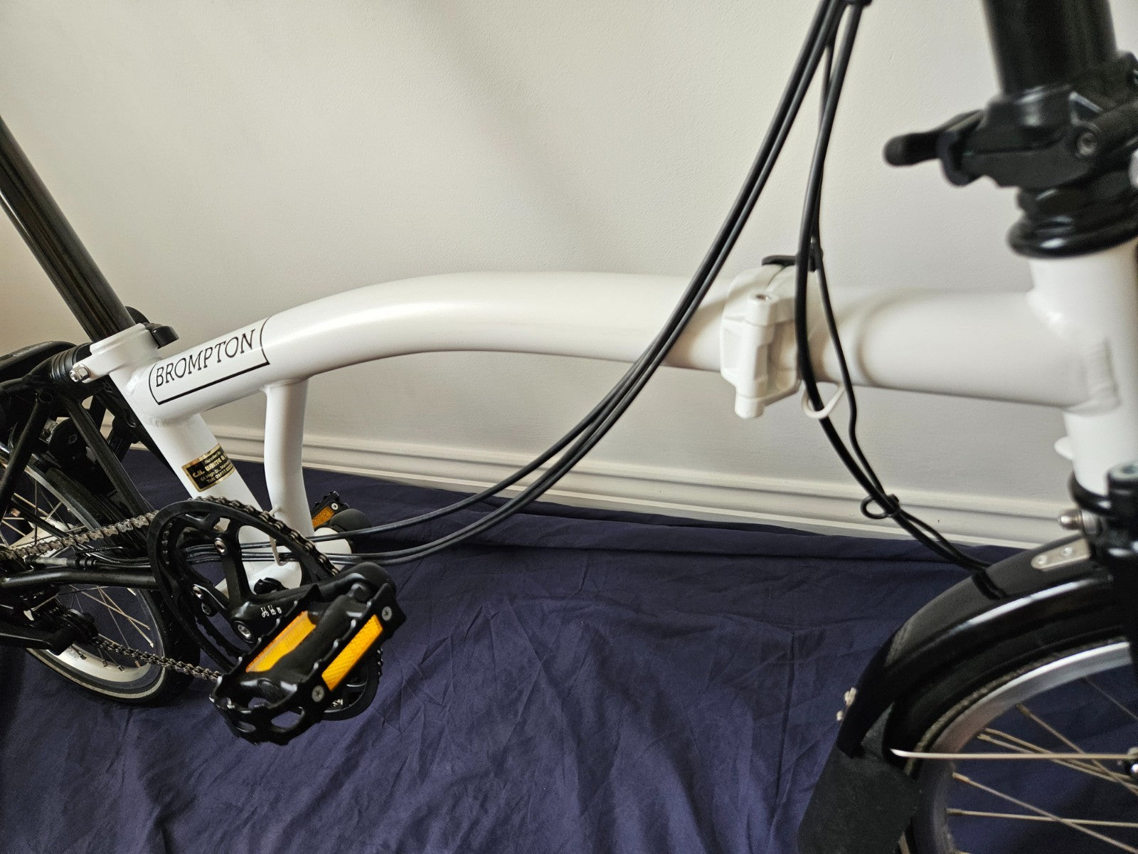 Brompton M6L - 6 Speed - C Line - Mid- White