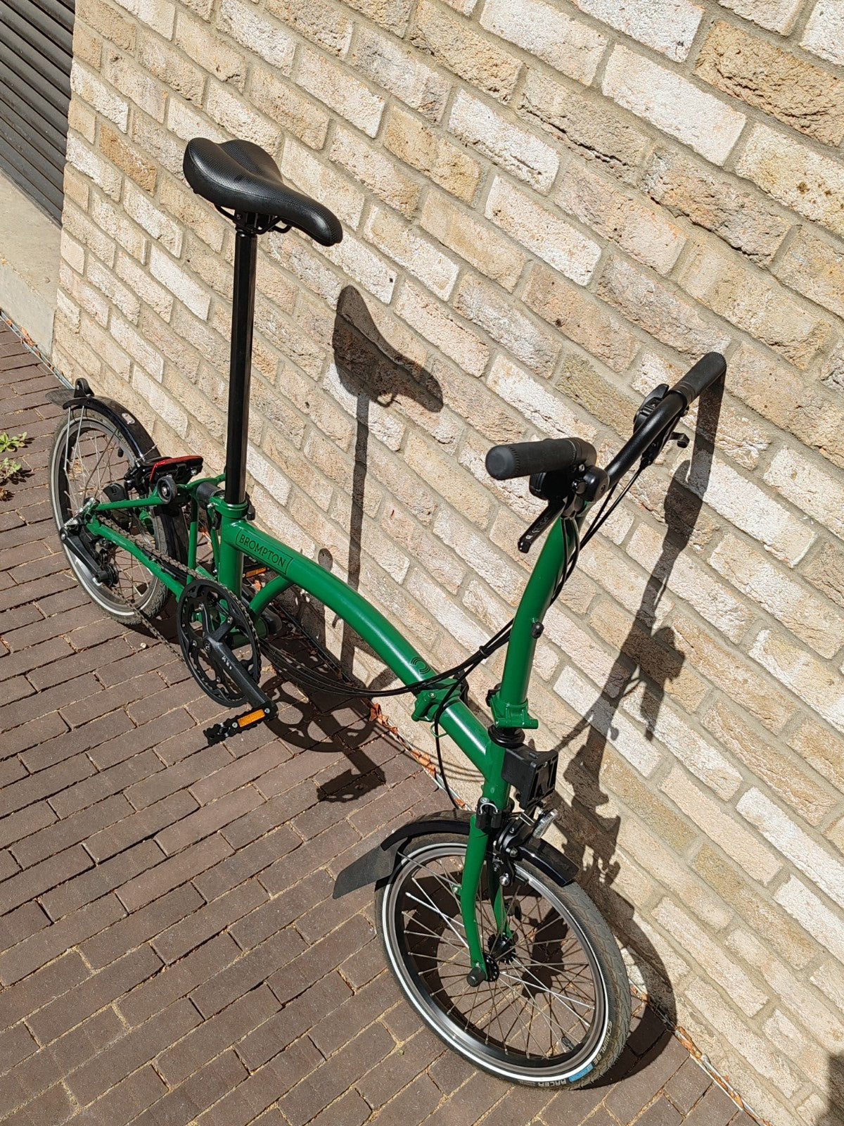 2024 Brompton C Line 6 Speed Folding Bike – Racing Green – Great Condition