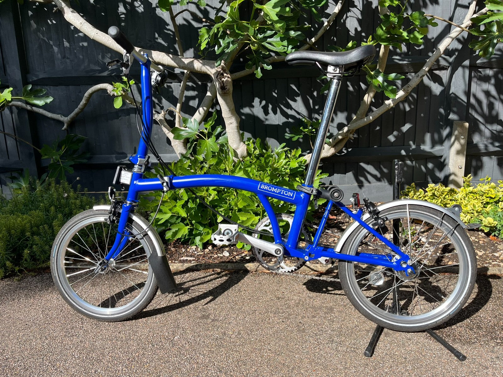 Brompton C Line Utility - 3 speed - Piccadilly Blue