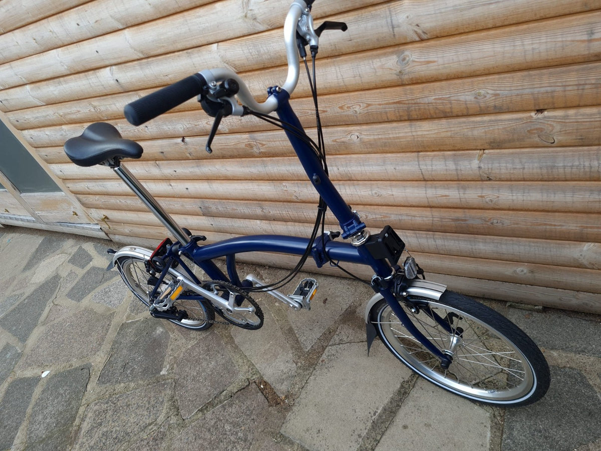 Brompton M6L Folding Bicycle Tempest Blue used in great condition + pump + docs
