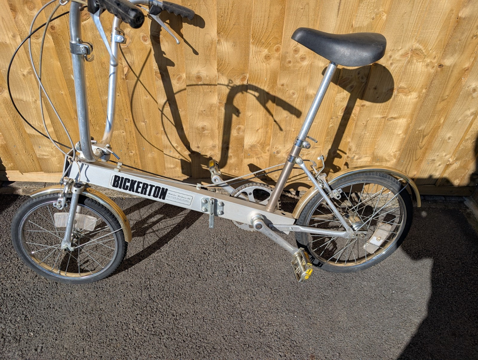 Vintage Bickerton Classic Folding Bike With Original Carrying Bag- Collectible