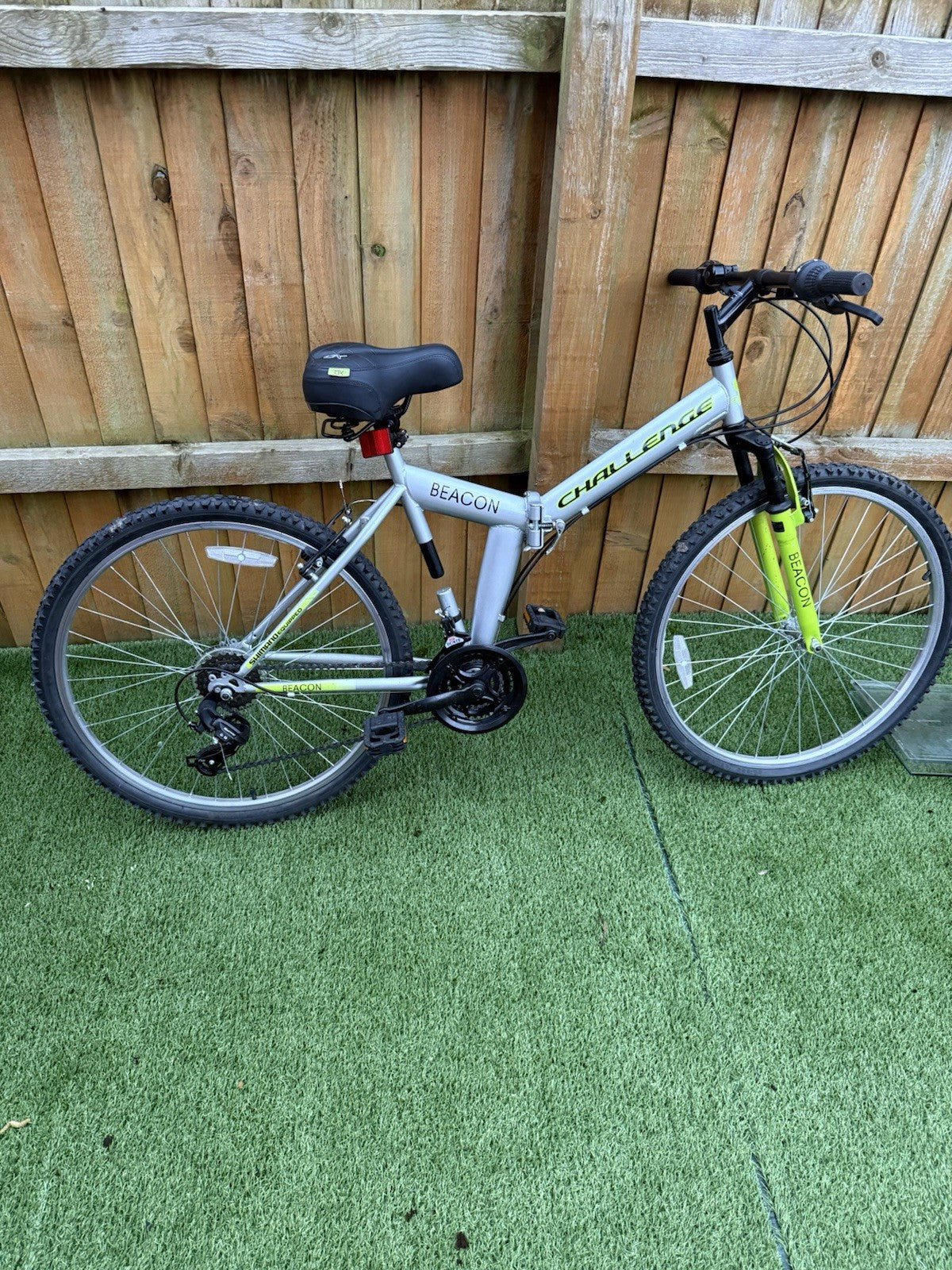 Challenger Beacon Folding Bike very little used