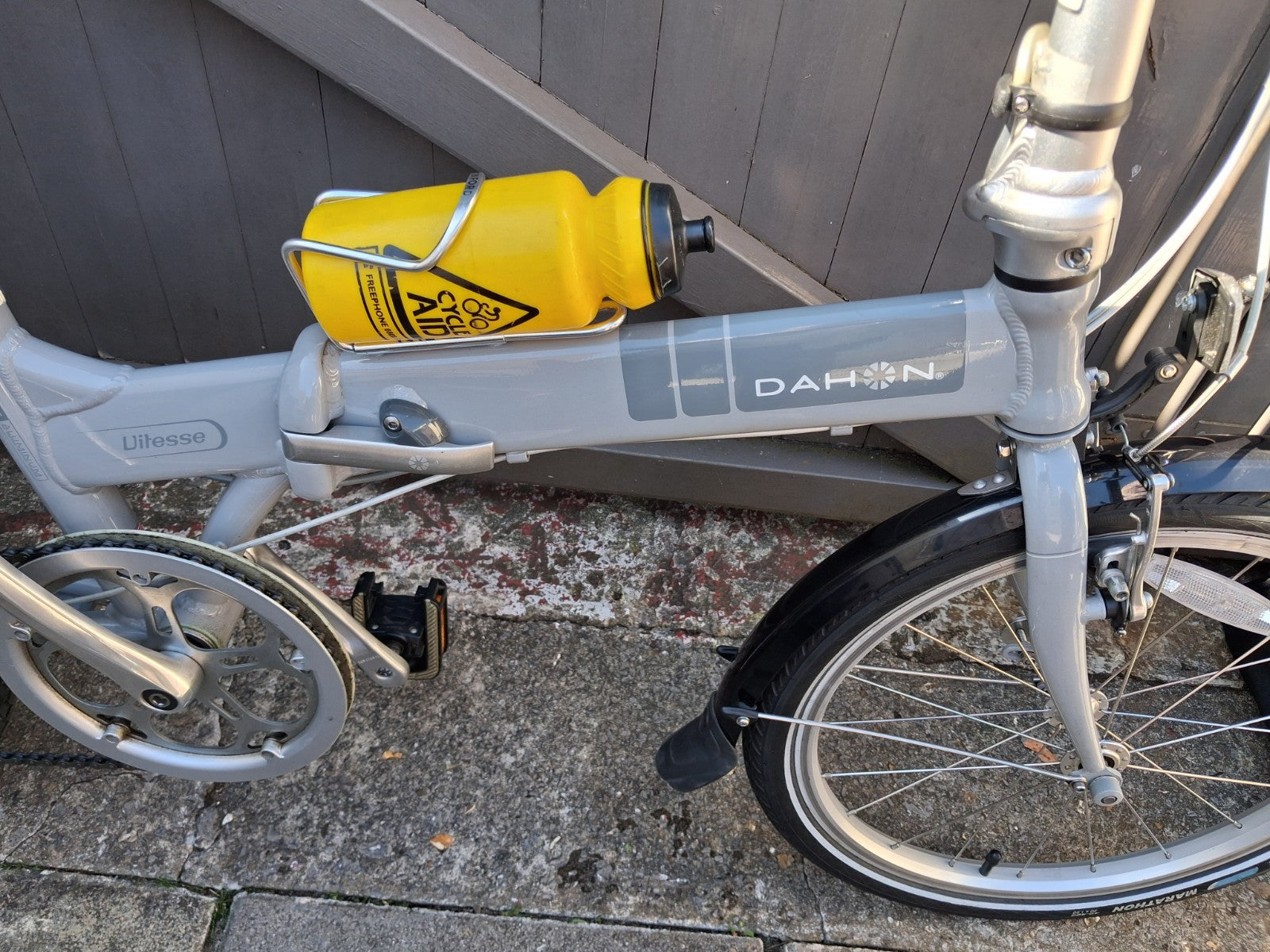 Dahon Vitesse folding bike silver