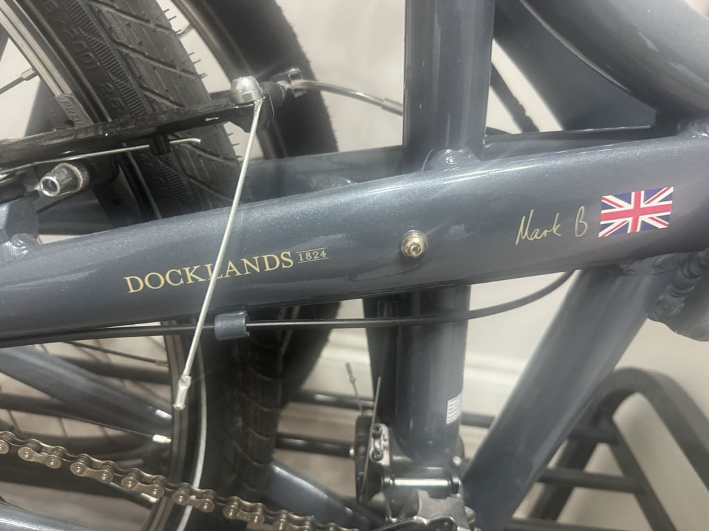 Bickerton Docklands 1824 Country 26in 24-Speed Folding Bike V-Brake Grey