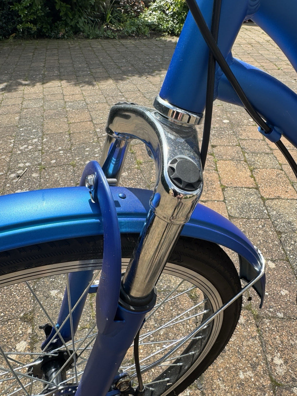 Scout Adult Folding Tricycle 24" Wheels 6 Speed Shimano Gears Disc Brakes