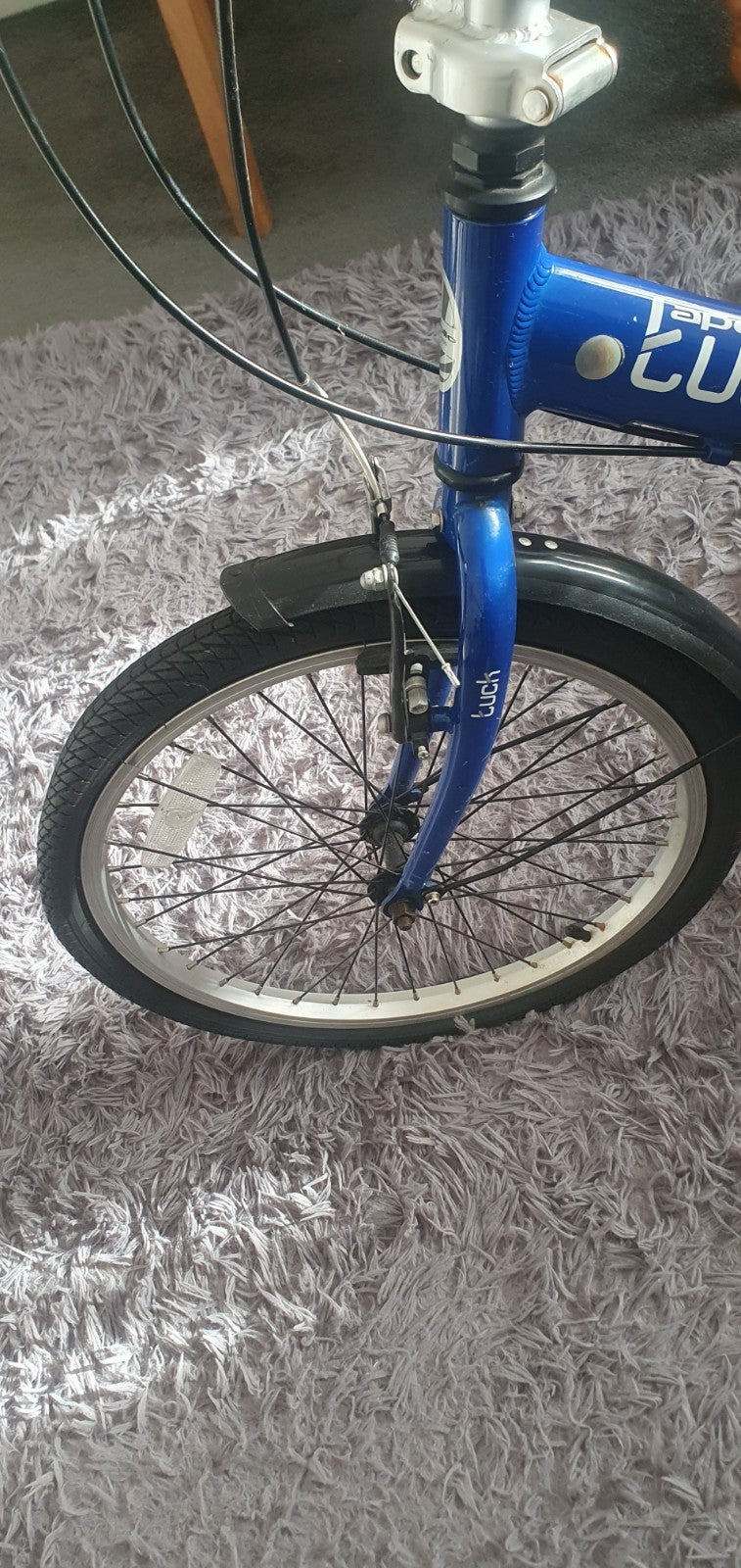 Apollo Tuck 20'' Lightweight Folding Bike 6 Speed