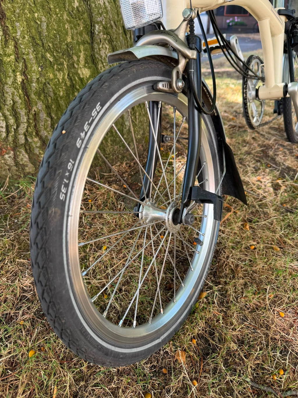 brompton folding bike 6 speed c line cream