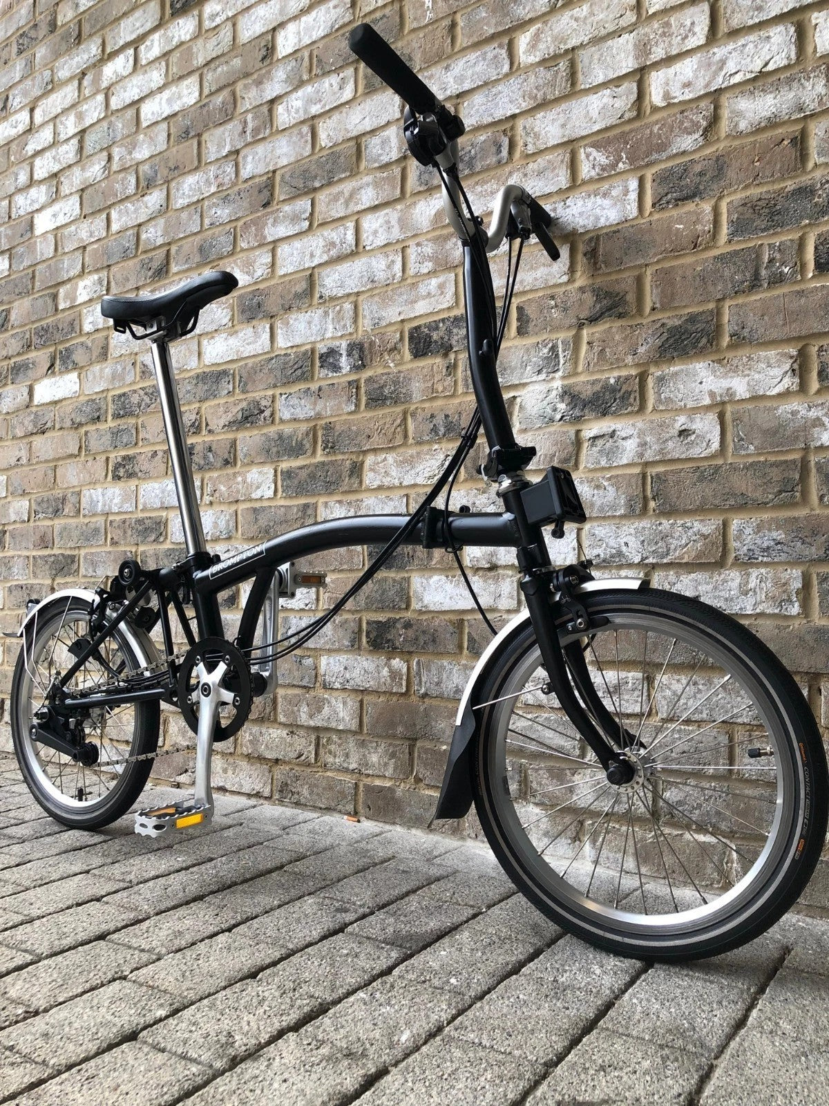 Brompton Bike Black M6L (C Line Explore 6 Speed) .