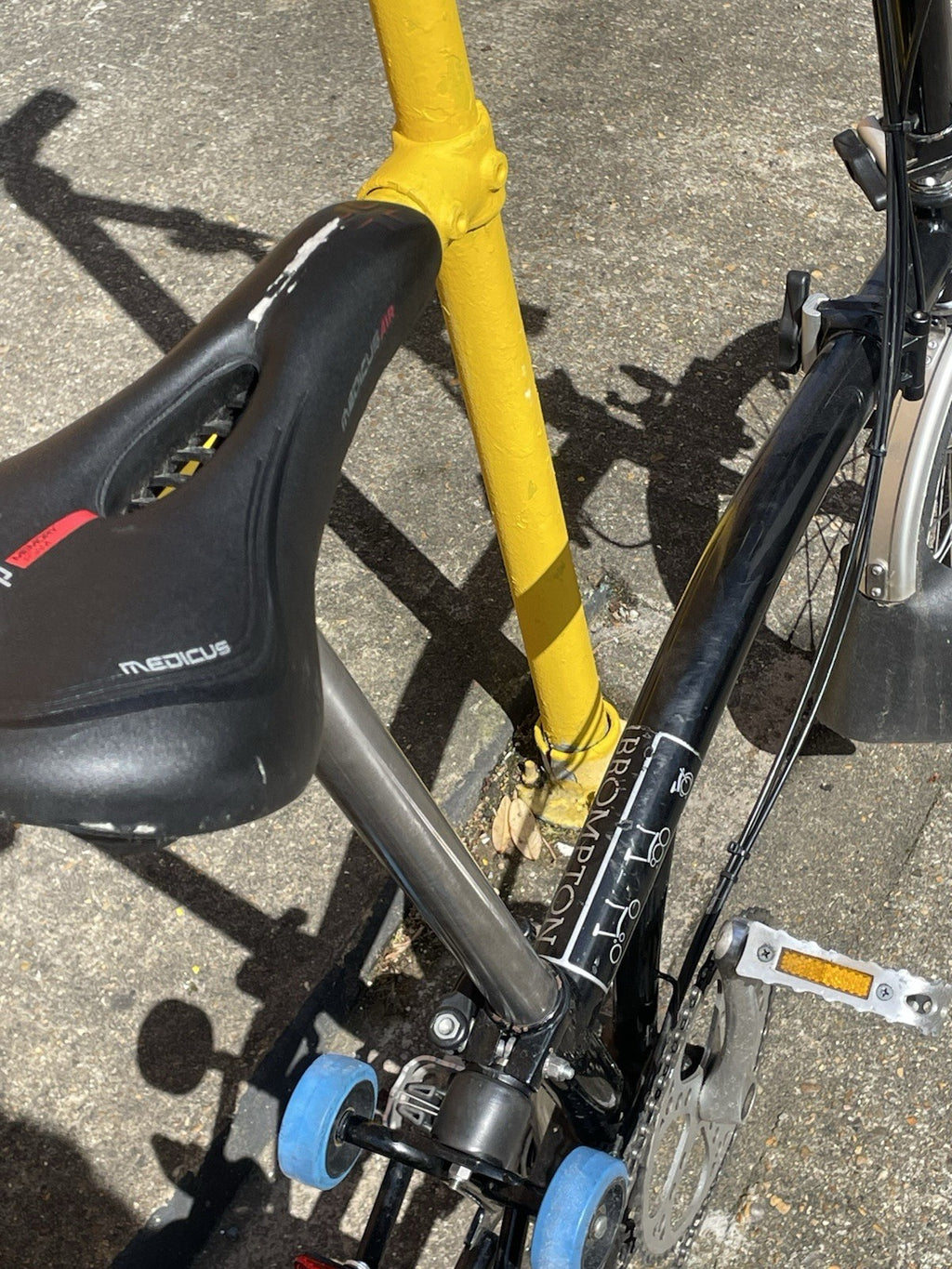 Brompton M6L Folding Bike - Black