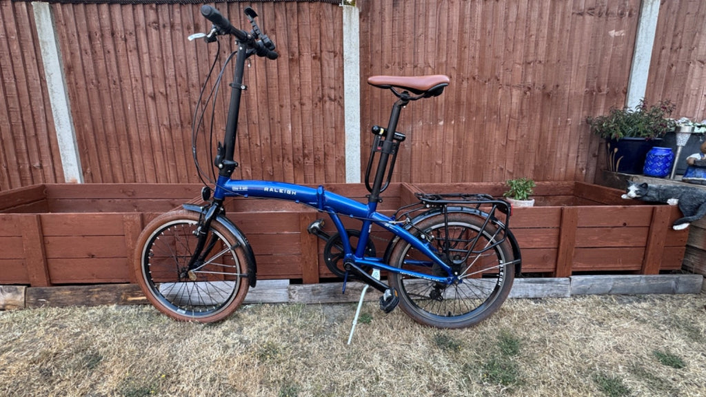 raleigh stowaway folding bike