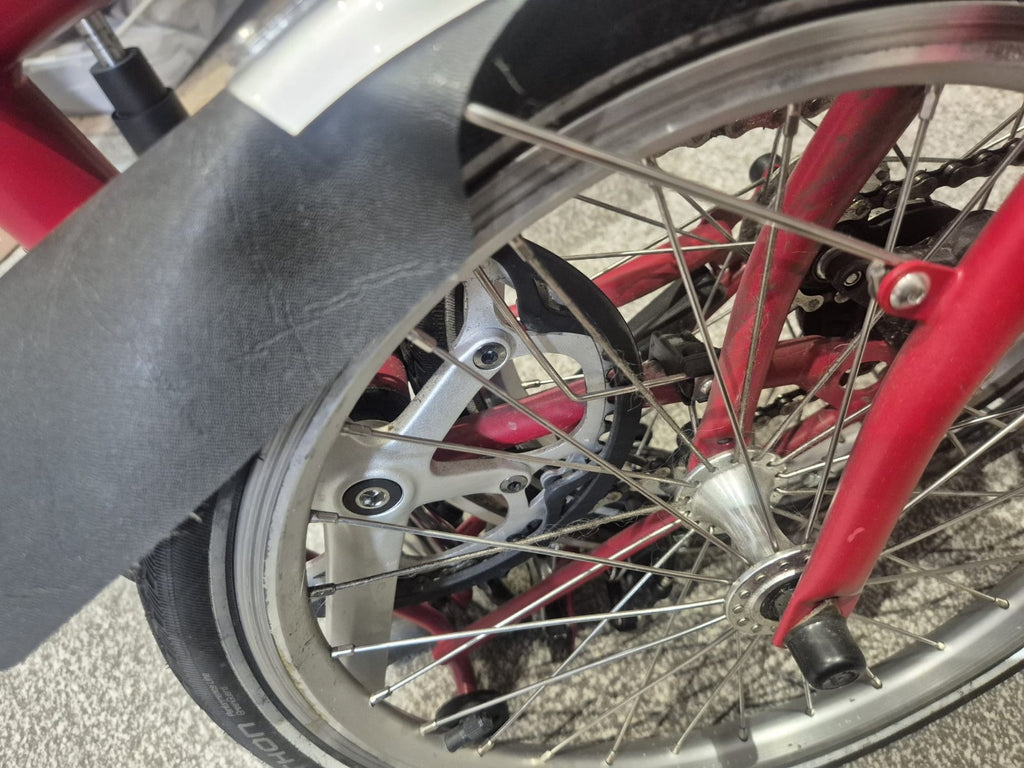 Brompton M3L Folding Bike 3-Speed, Red, Excellent Condition, Barely Used