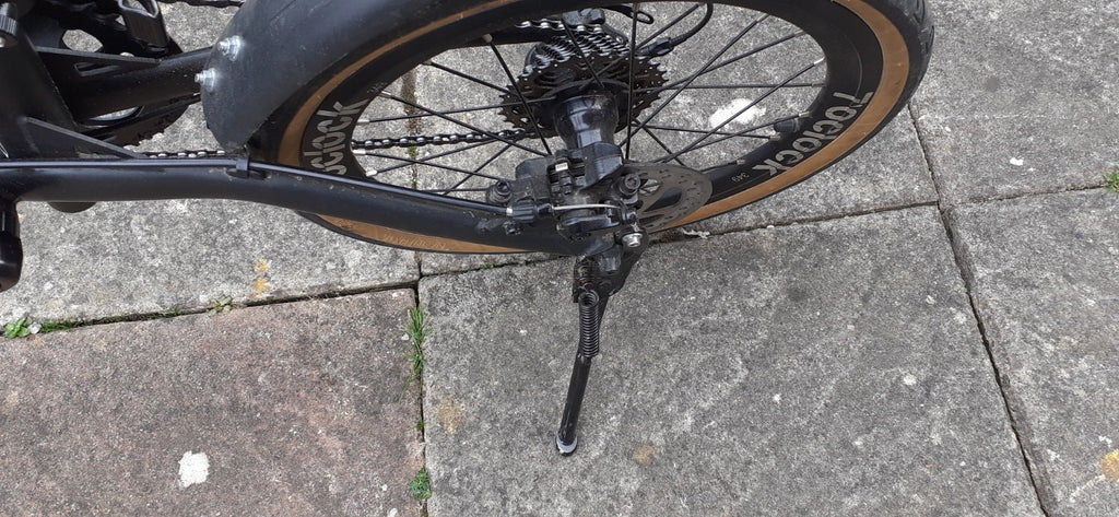 MINT bike 9 Speed Folding Bike with 16 Inch 349mm Wheels with disc brakes.