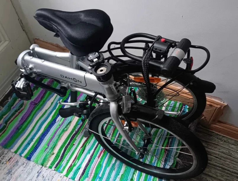 Dahon Mariner D8 Folding Bike