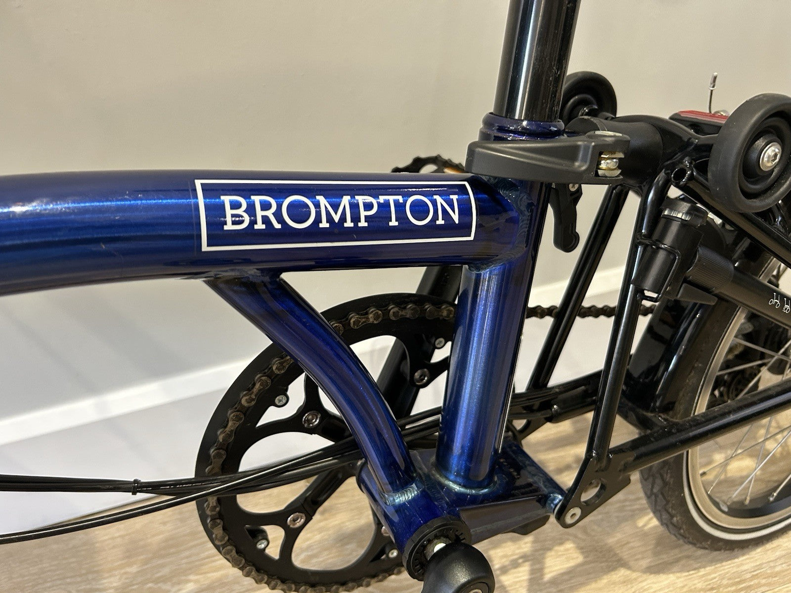 Brompton  H2L (2021) — Bolt Blue Lacquer