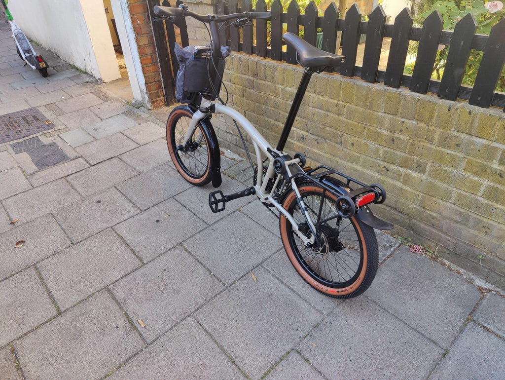 Brompton G Line Electric Folding 4 Speed Bike 20"  Traildust White Medium Bike