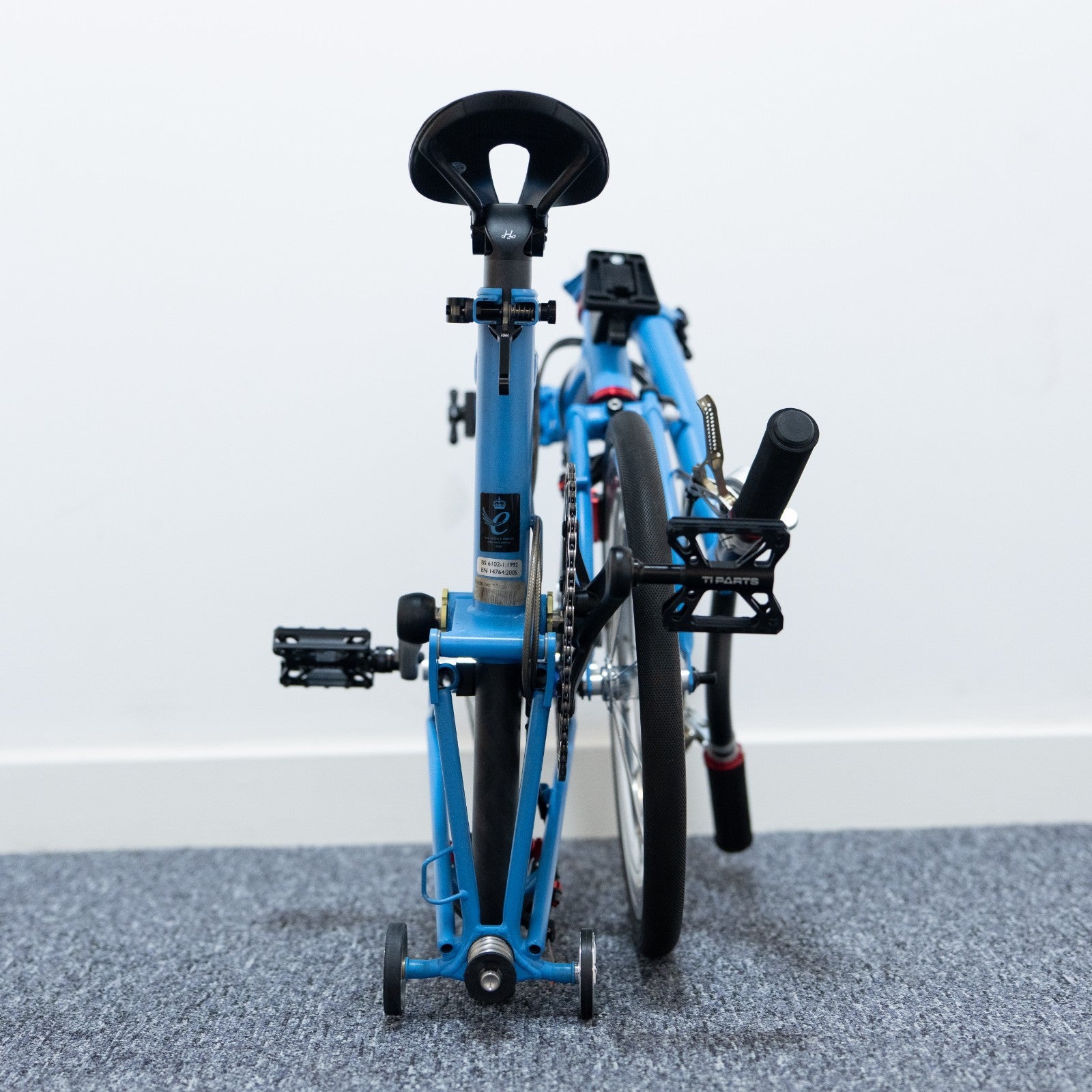 Brompton 11-26T 6 speed M bar 8.7kg Carbon Extralite H&H Ti Parts Workshop Rapha