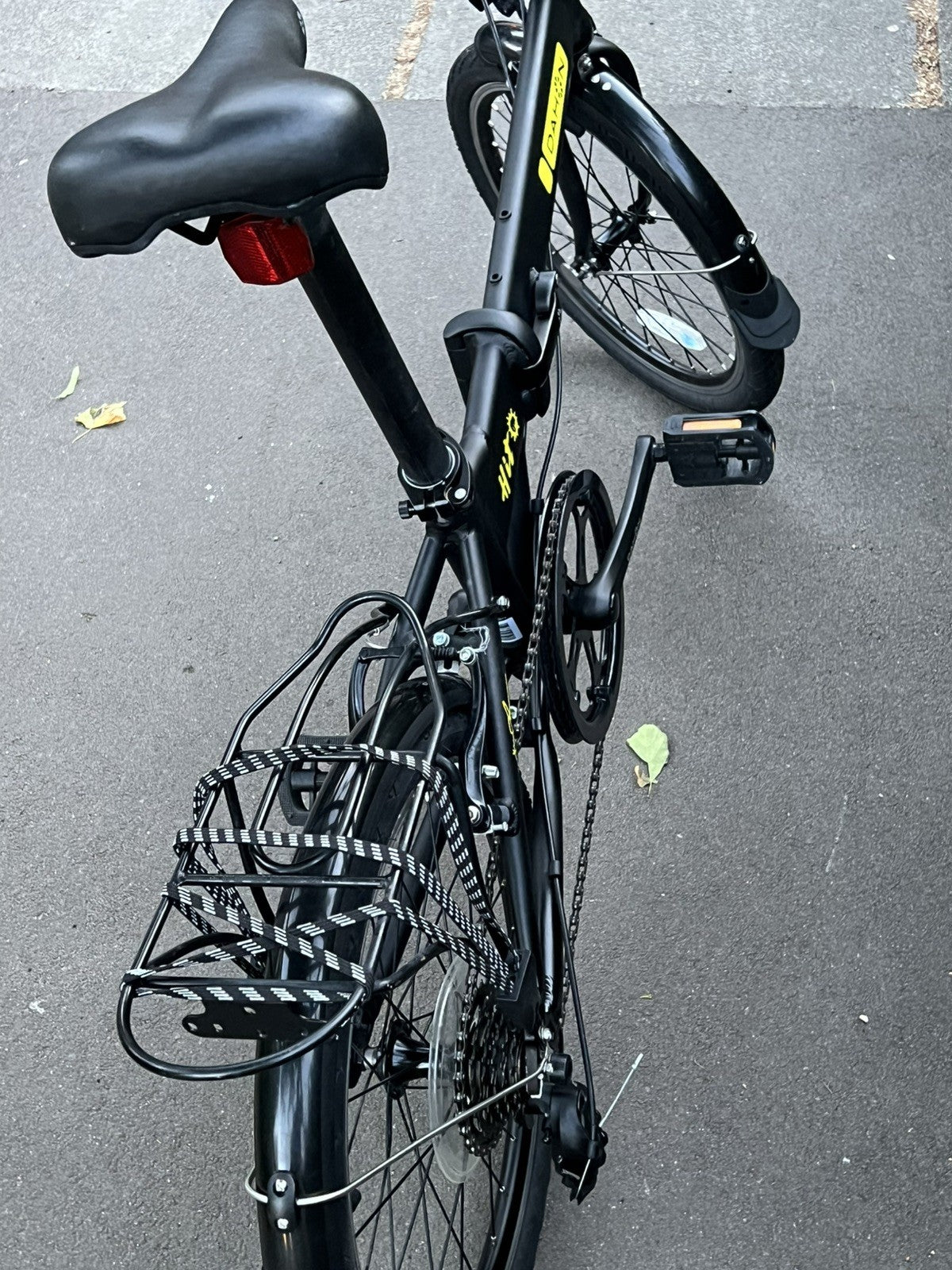 Dahon Hit 20" Wheels 11.6 kg Compact Unisex Matt Black Folding Bike {Alt Pedals}
