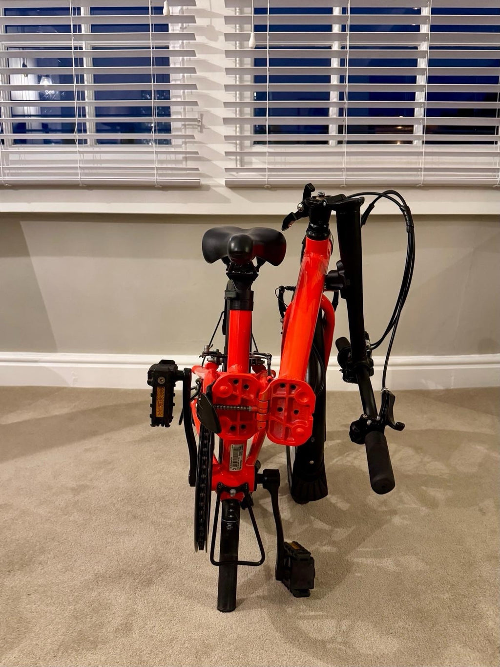 Oxylane Tilt 500 Folding Bike 6 Gears With Cover ,pump & Lock