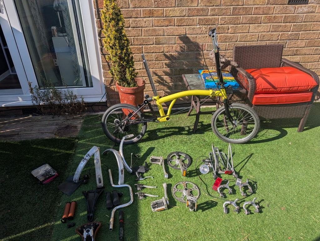 Brompton 1998 C Line T5 Folding Bike 5 Speed plus parts requires assembly