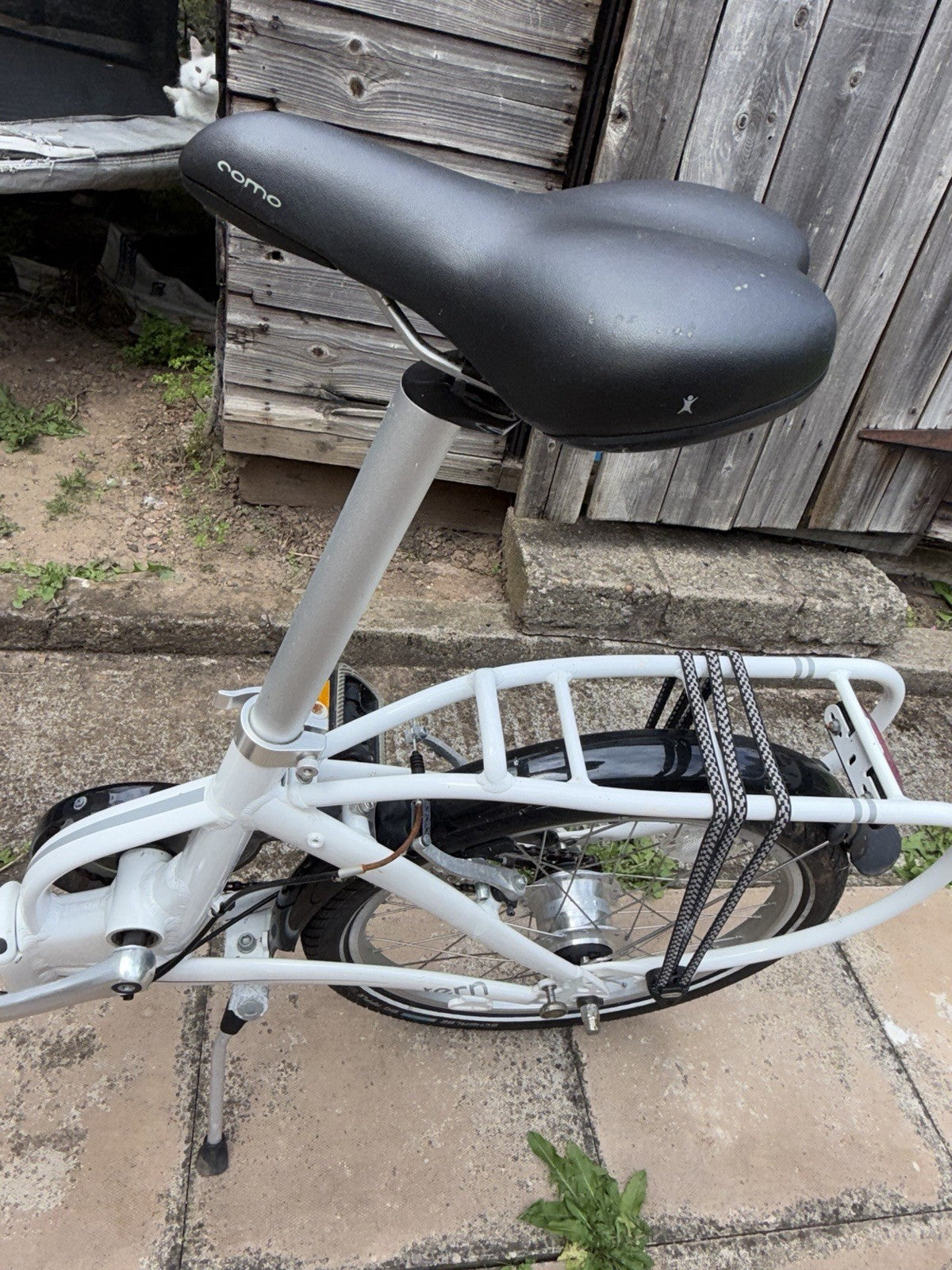 Tern Folding Bike 20in White Step-Through Flat Bar Rear Rack Mudguards