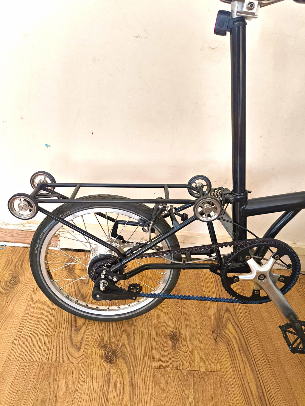 Brompton Folding Bike 16in Frame Black Shimano Alfine 11-Speed Hub Rear Rack