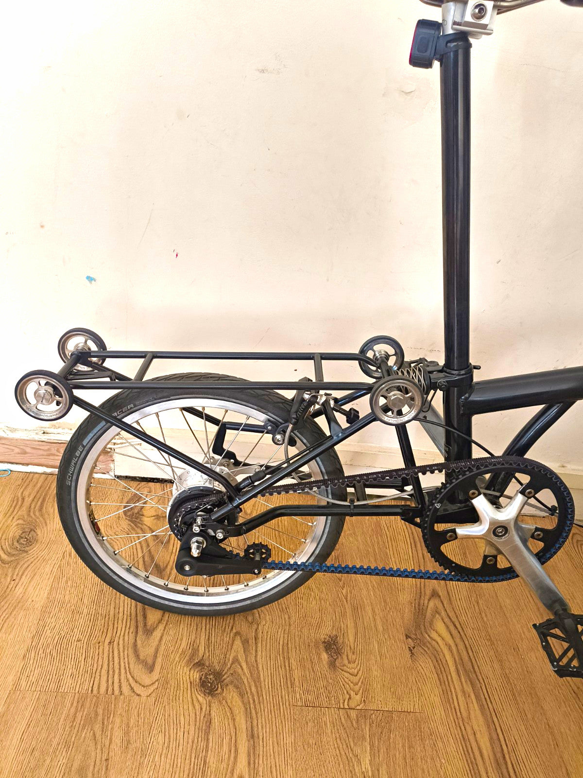 Brompton Folding Bike 16in Frame Black Shimano Alfine 11-Speed Hub Rear Rack