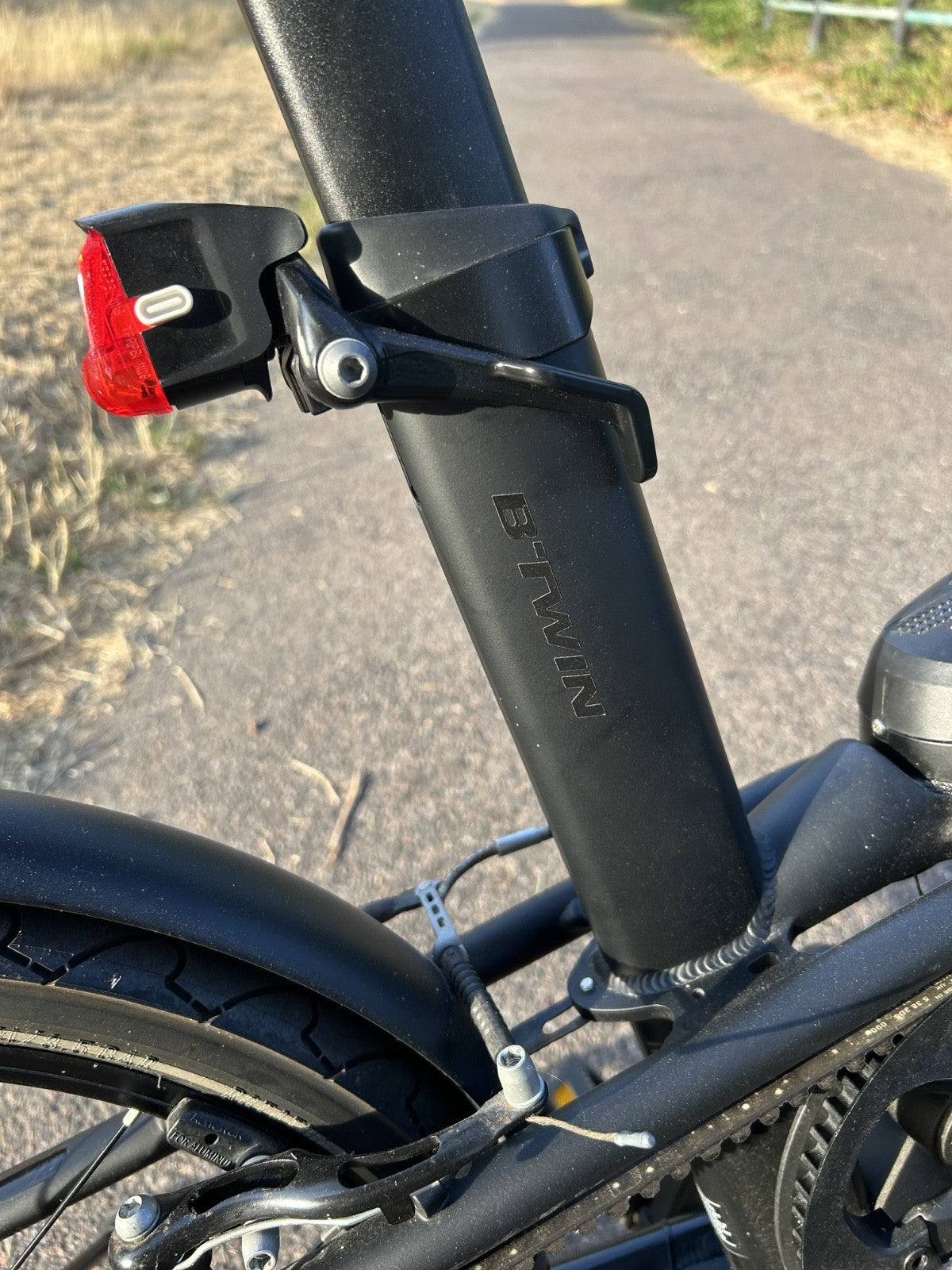 BTWIN MT500 20in Folding Bike 7 Speed