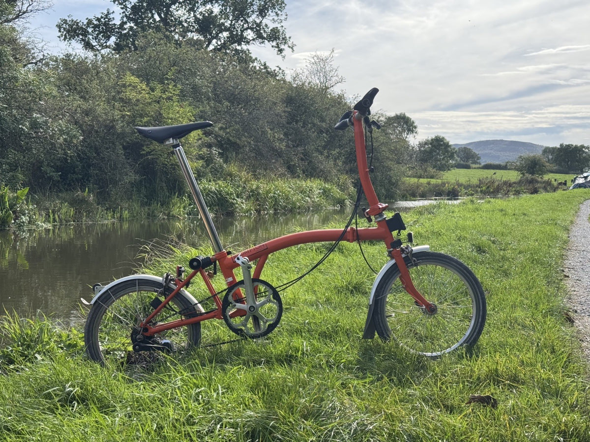 Brompton S3L Orange 3 Speed flat handlebars, Brooks Cambium Saddle